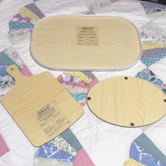 1971 1972 1978 Hallmark Betsey Clark melamine tray, cutting boards lot - Picture 5 of 10